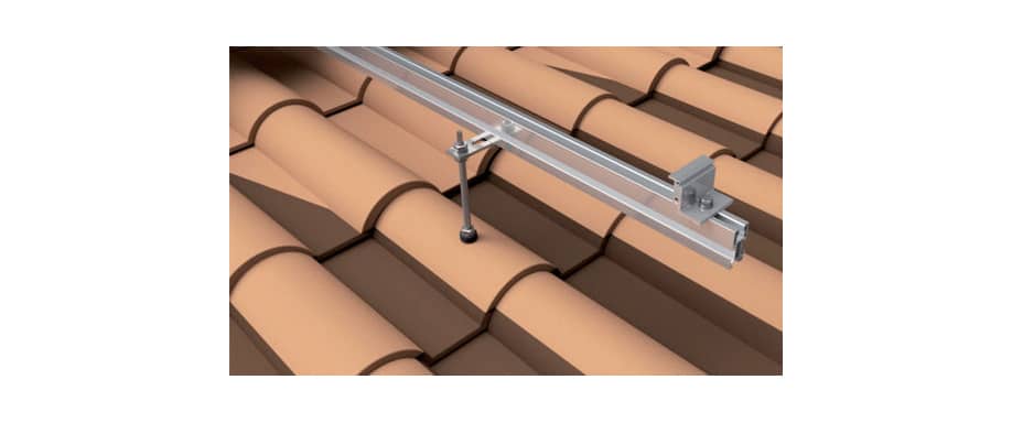 Detalle Estructura Cubierta Tejas 4 Paneles Solares con varilla Detalle Estructura Cubierta Tejas 4 Paneles Solares con varilla