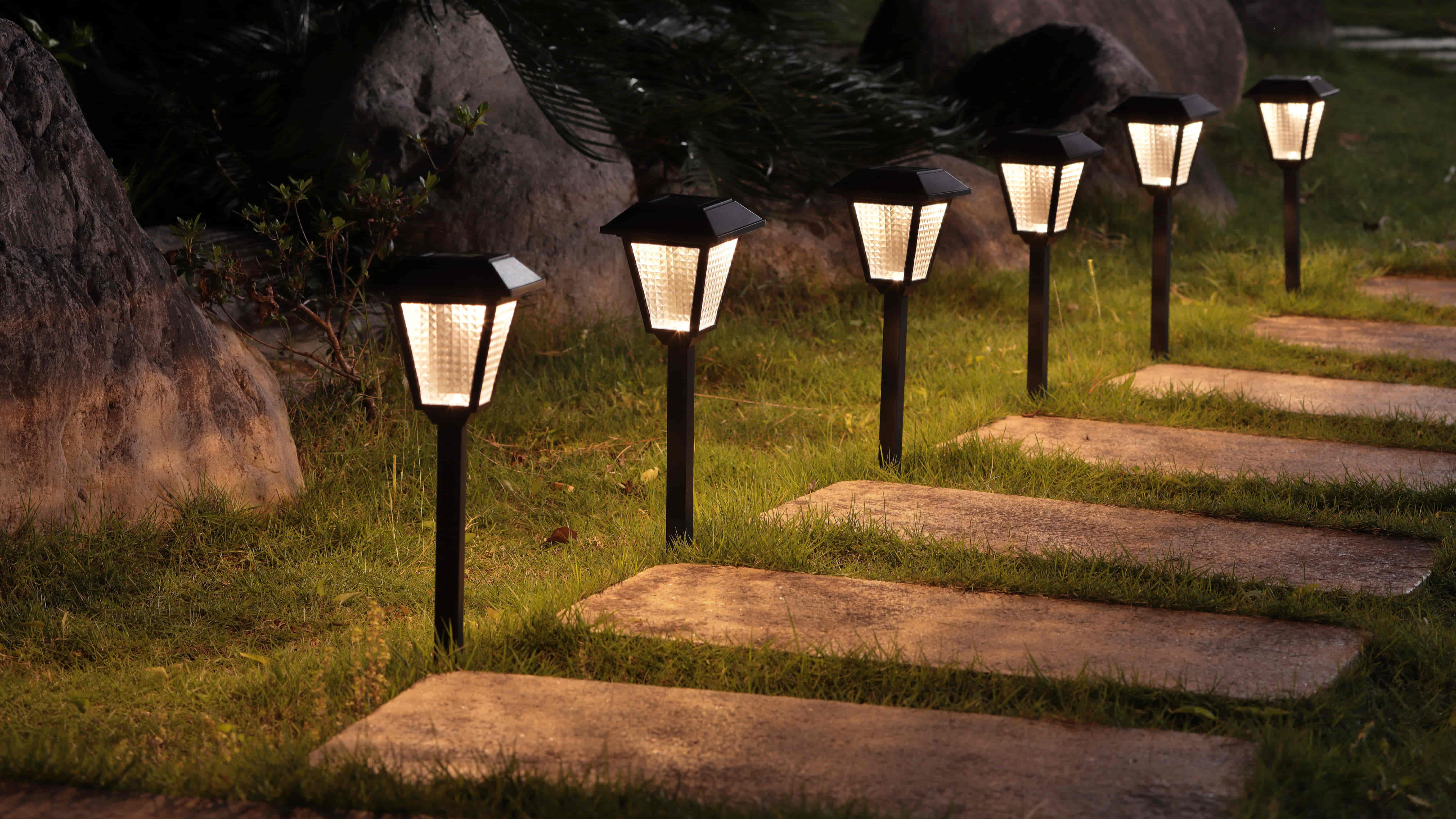luz solar jardin 6lm