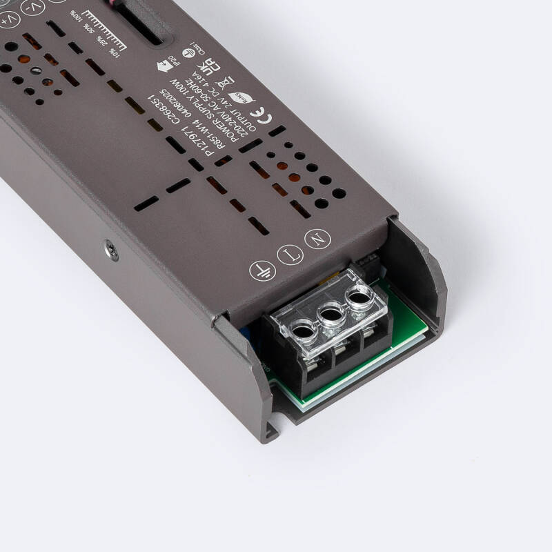 Fuente de Alimentación Slim Regulable en Intensidad Fade PRO 24V DC