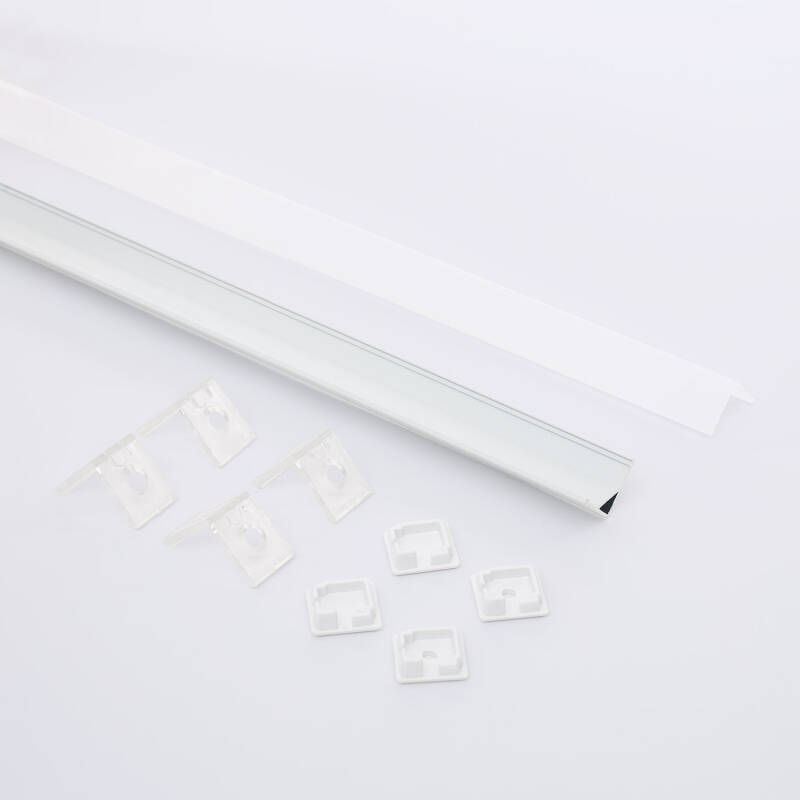 Perfil Aluminio Esquina Triangular 2m para Tira LED hasta 10mm