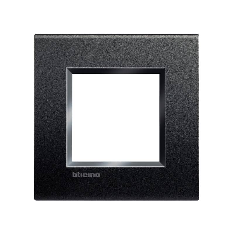 Kit Enchufe Tipo F Schuko 2P+T 16A BTicino Living Light