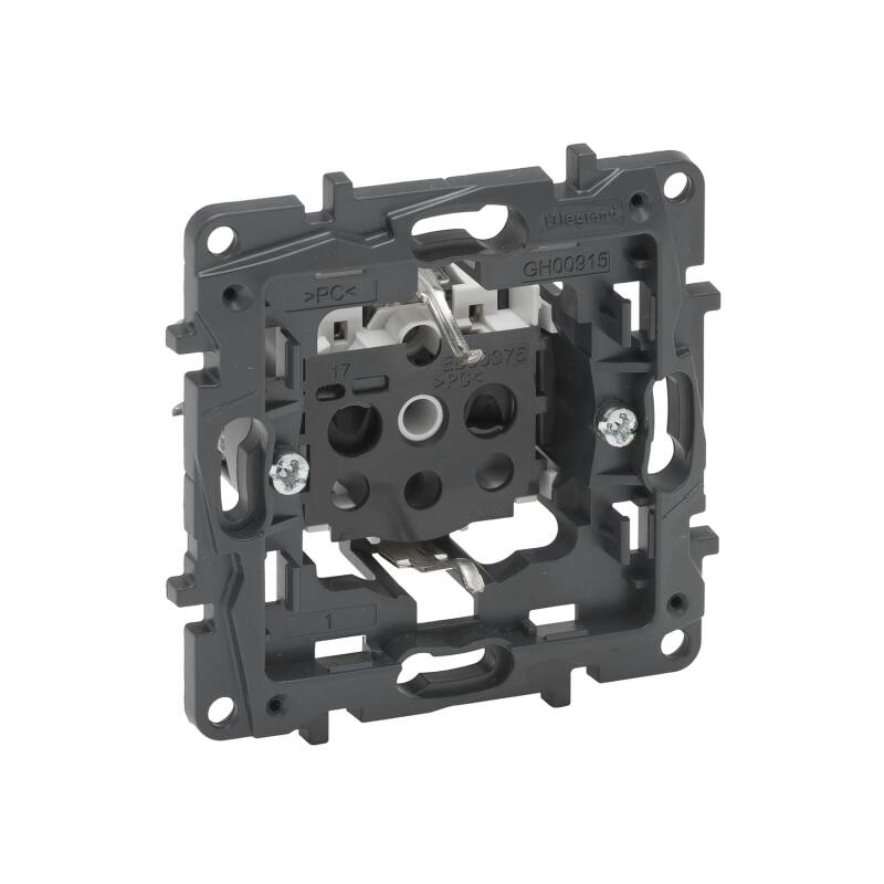 Kit Enchufe Tipo F Schuko 2P+T 16A LEGRAND Niloé Step