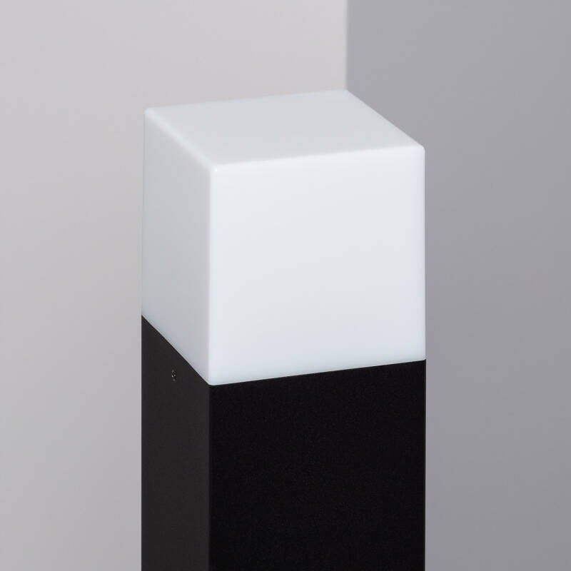Baliza Exterior Superficie Pie 74cm Augusta Negra