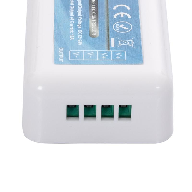 Controlador Regulador Monocolor 12/24V DC con Mando RF 4 Zonas