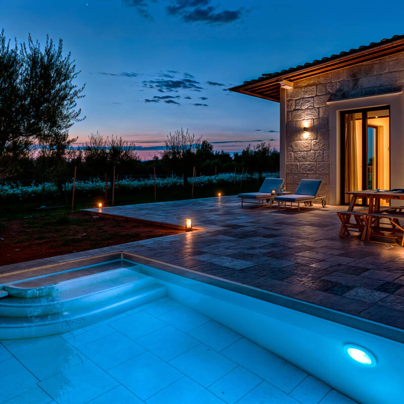 Foco Piscina Superficie LED RGBW Sumergible 12V DC IP68 35W