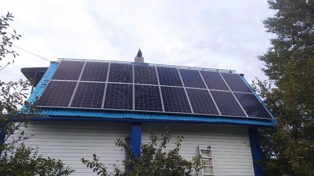 Proyecto de planta de energía solar de 35 kWh por día