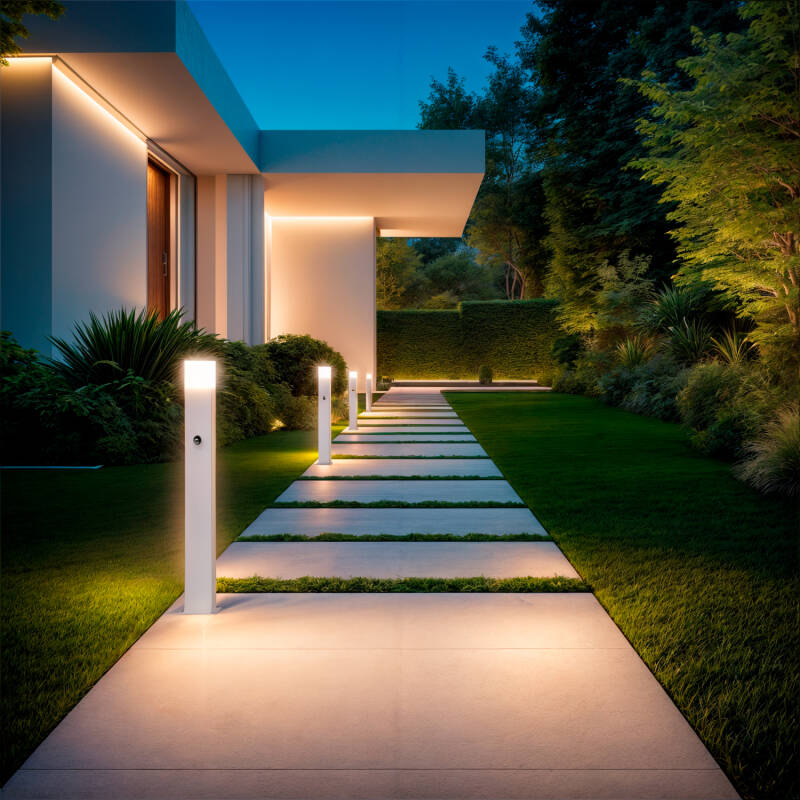 Baliza Exterior Superficie Pie 74cm con Detector de Movimiento Augusta Blanca