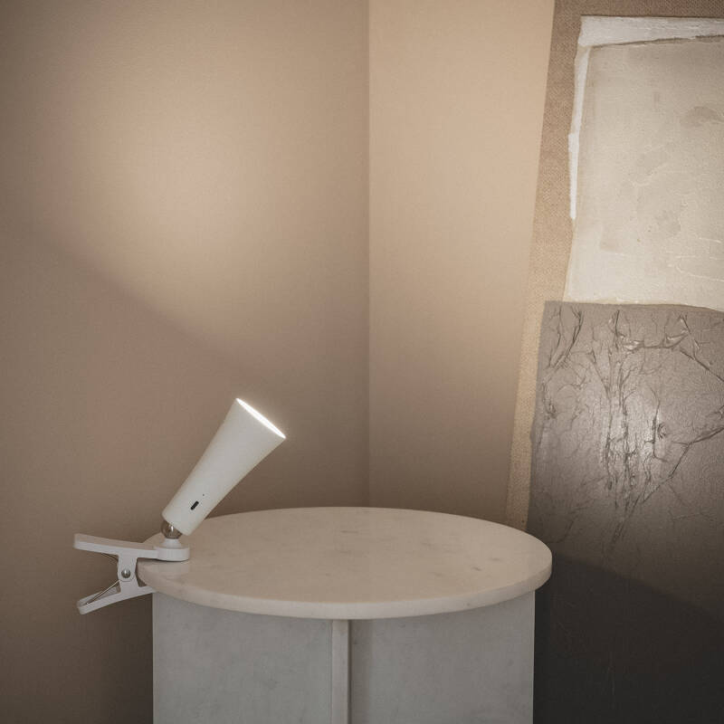 Lámpara de Mesa LED Portátil Metal con Batería USB Recargable Bysta