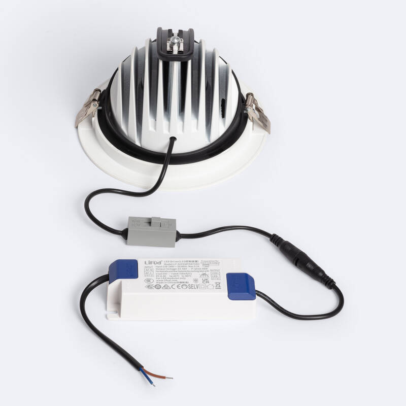 Downlight LED 30W Circular Direccionable 36º Chip OSRAM CCT 120 lm/W LIFUD Corte Ø 120 mm