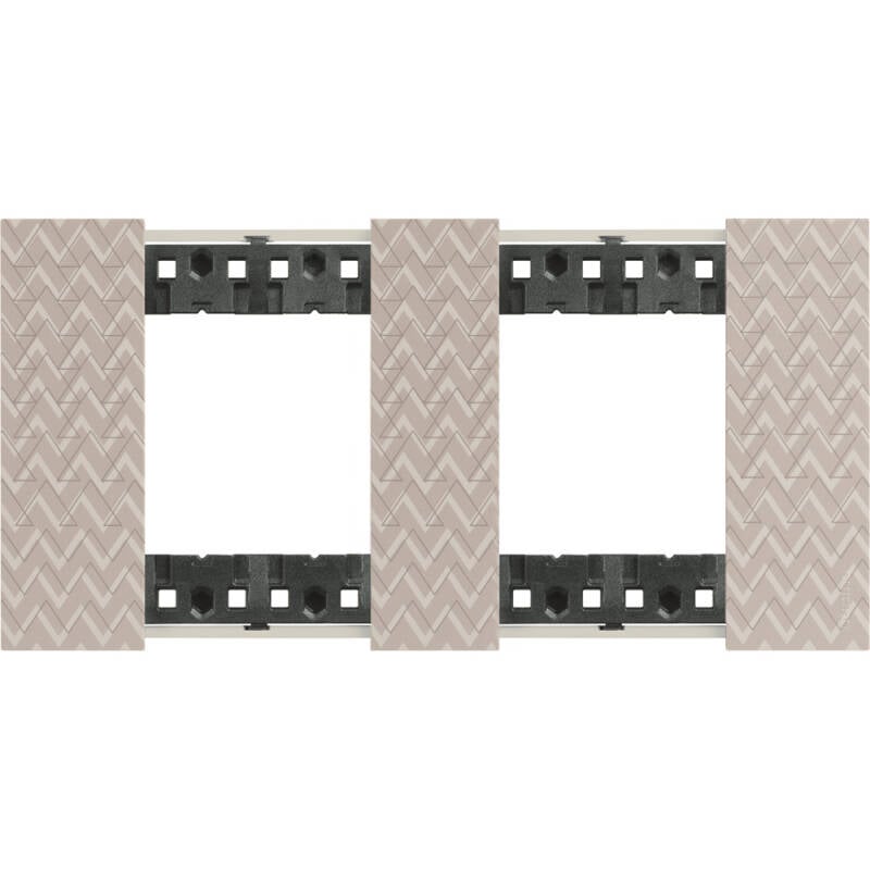 Placa Embellecedora 2 x 2 Módulos IMD BTicino Living Now KA4802M2M_