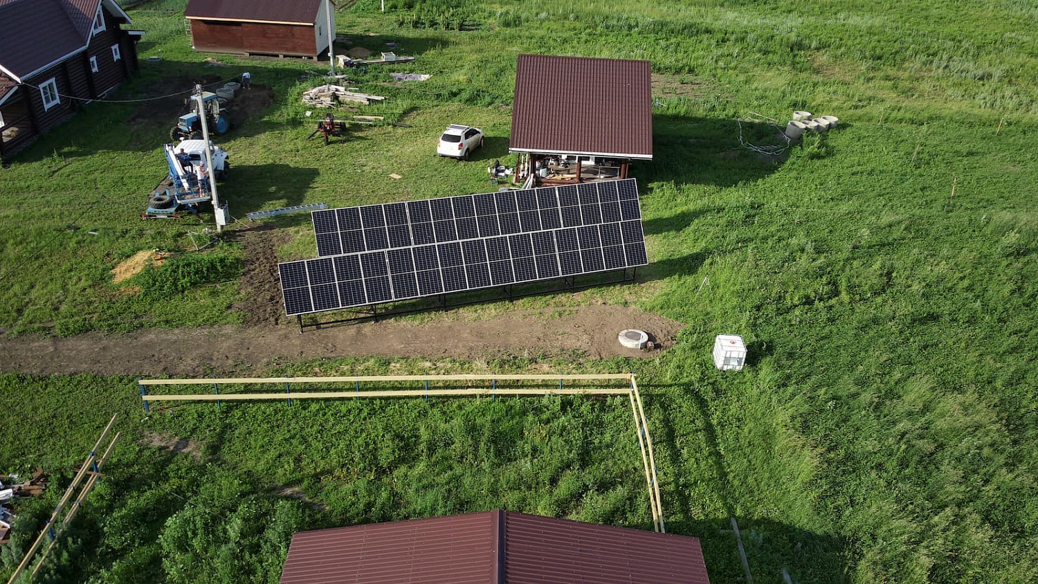 Proyecto de planta de energía solar de red de 13.5 kWh